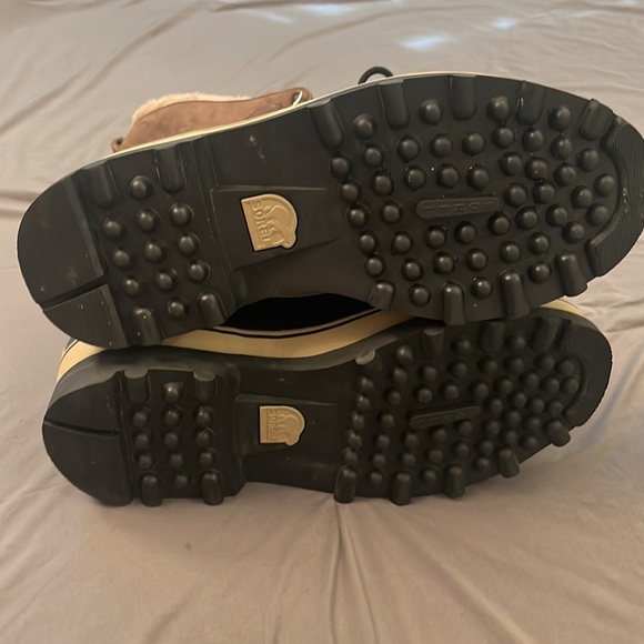 Sorel Caribou Winter Boots - Men's - Picture 7 of 9